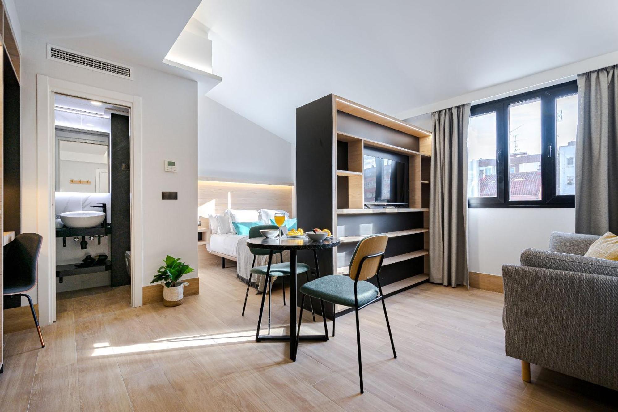 Feelathome Ventas Suites Мадрид Экстерьер фото